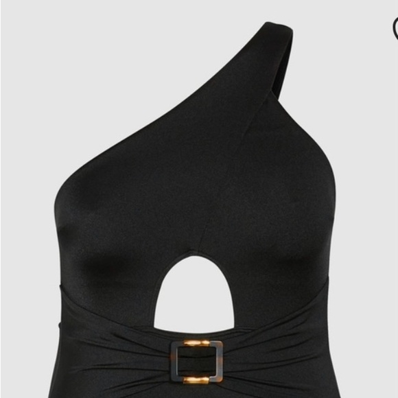 Fox & Royal One Piece Black Swimsuit One Shoulder Cutout Belt NWT - Picture 8 of 11